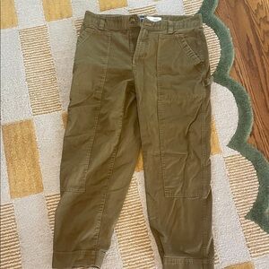 Old Navy Women's Olive Straight Leg Pants - Front Patches and carpenter belt